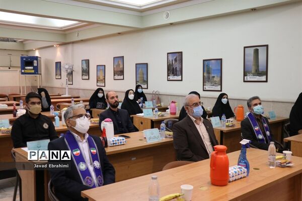 نشست گروه دوم کارشناسان سازمان دانش آموزی خراسان رضوی