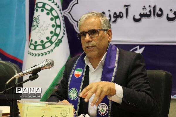 نشست گروه دوم کارشناسان سازمان دانش آموزی خراسان رضوی