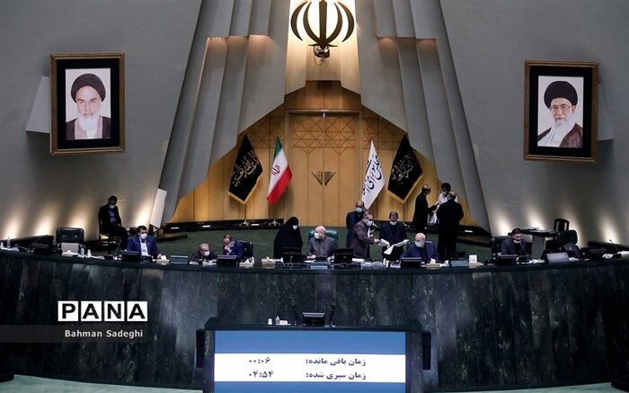 سرپرست وزارت آموزش‌ و پرورش به کمیسیون بهداشت می‌رود