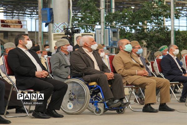 دیدار رئیس جمهوری با علما، نخبگان، خانواده معظم شهداء و اقشار مختلف مردم در شیراز