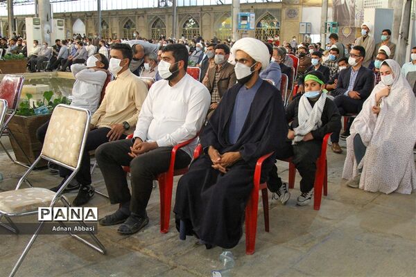 دیدار رئیس جمهوری با علما، نخبگان، خانواده معظم شهداء و اقشار مختلف مردم در شیراز