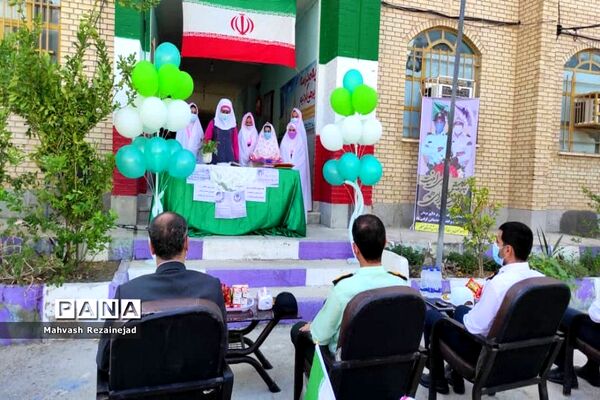گرامیداشت هفته نیروی انتظامی شهرستان عسلویه با همکاری دانش آموزان پیشتاز