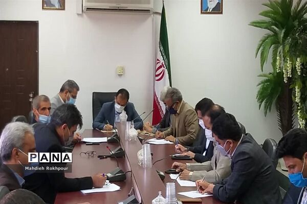 برگزاری جلسه بحران با محوریت پیشگیری از خسارات احتمالی  در اداره‌کل راه و شهرسازی
