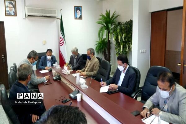 برگزاری جلسه بحران با محوریت پیشگیری از خسارات احتمالی  در اداره‌کل راه و شهرسازی