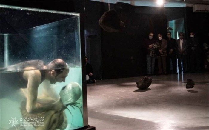 بازدید سرپرست معاونت هنری و مدیرکل هنرهای تجسمی از نمایشگاههای تجسمی