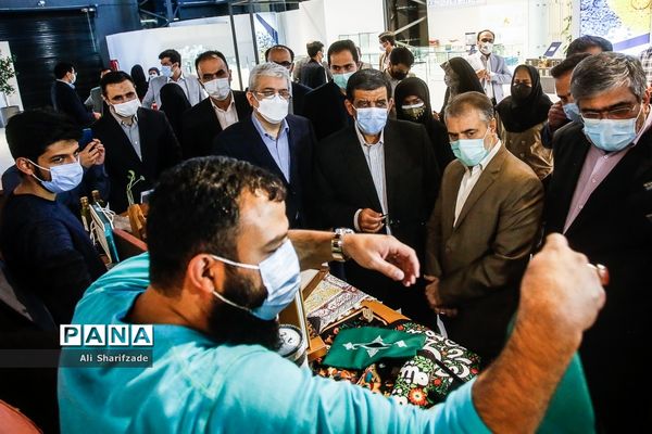 نمایشگاه صنایع خلایق و فرهنگی