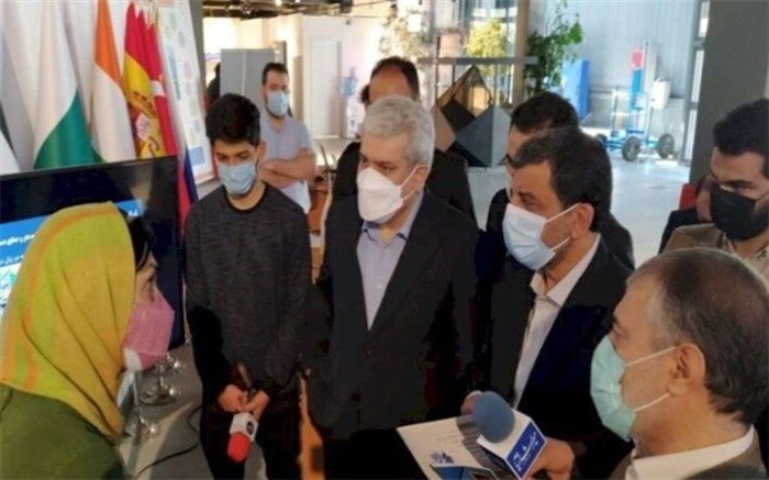 ضرغامی: موضوع از سرگیری صدور روادید گردشگران خارجی، فردا نهایی می‌شود