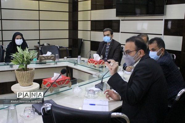 نشست هماهنگی گرامیداشت یوم الله سیزده آبان در آموزش و پرورش استان بوشهر