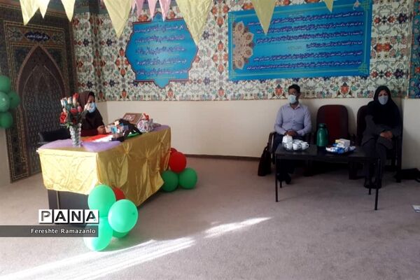 برگزاری جشن قرآن در دبستان علیرضا مزرعه ملارد