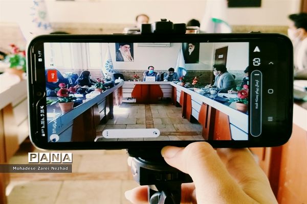 جلسه توانمندسازی مربیان پیشتاز شهرستان قرچک