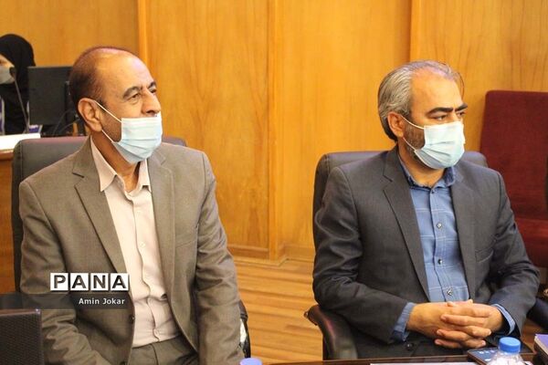 نشست تبیین سند تحول تشکیلات پیشتازان در فارس