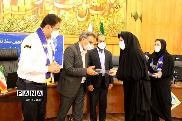 نشست تبیین سند تحول تشکیلات پیشتازان در فارس
