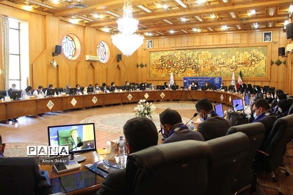 نشست تبیین سند تحول تشکیلات پیشتازان در فارس