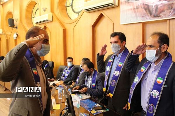 نشست تبیین سند تحول تشکیلات پیشتازان در فارس