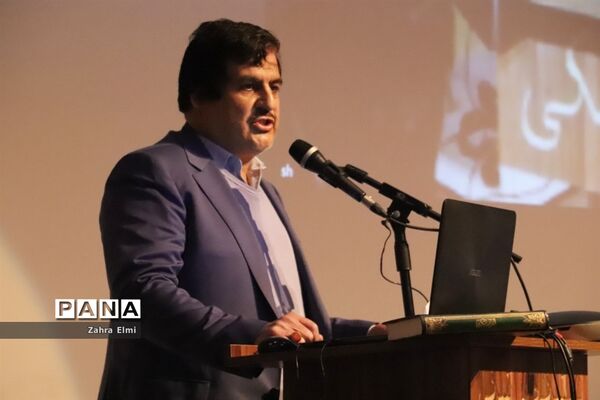 آیین تکریم و معارفه رئیس دانشگاه علوم پزشکی تبریز