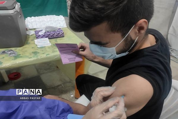 واکسیناسیون دانش‌آموزان در قم