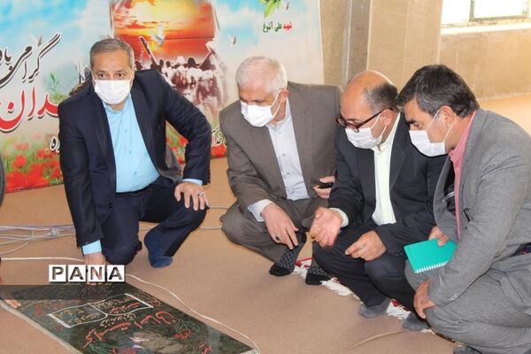 ادای احترام سرپرست وزارت آموزش و پرورش به مقام شامخ شهدای استان کهگیلویه و بویراحمد