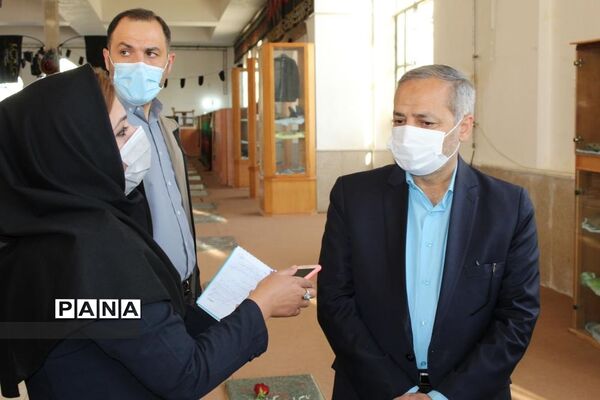 ادای احترام سرپرست وزارت آموزش و پرورش به مقام شامخ شهدای استان کهگیلویه و بویراحمد