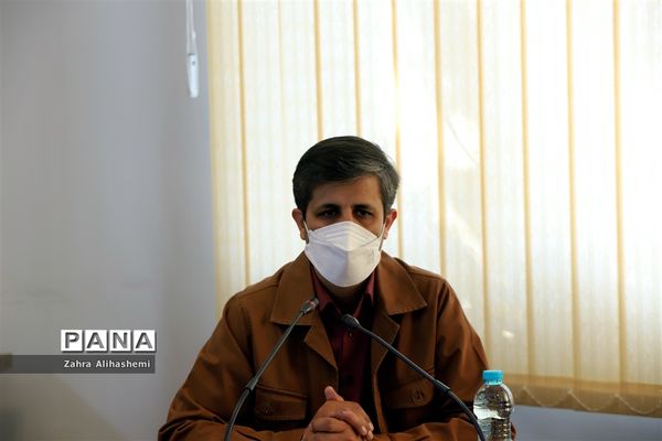 جلسه کارگروه ماده ۱۸ سرویس حمل و نقل دانش‌آموزی شهر تهران