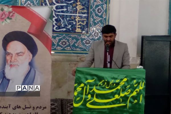 برگزاری مراسم تجلیل از فعالان عرصه هنر در شهرستان نظر آباد