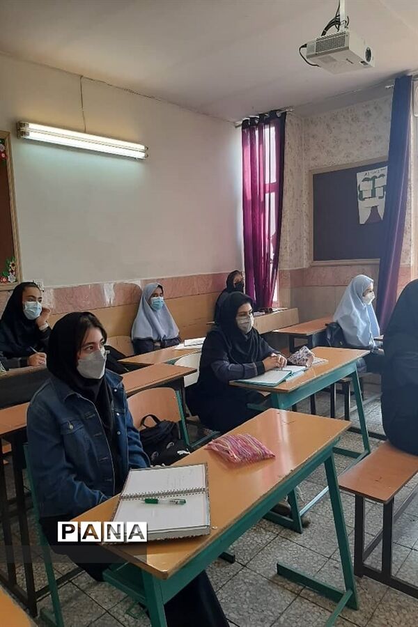 آغازآموزش های حضوری مدارس زیر ٣٠٠ نفر در منطقه ٧