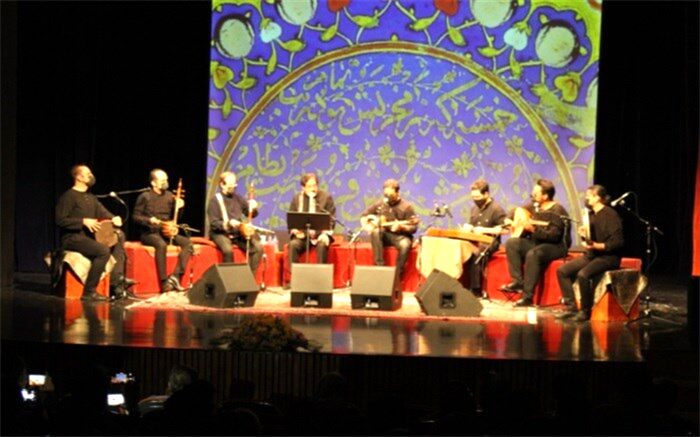 حسام الدین سراج در گرامیداشت نظامی خواند