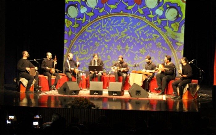 حسام الدین سراج در گرامیداشت نظامی خواند