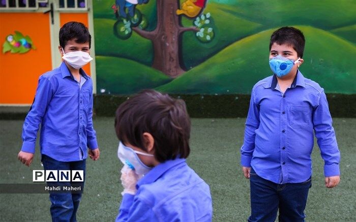 توصیه‌های کرونایی؛ از هرگونه تجمع در محل‌های عمومی مدارس و دانشگاه‌ها اجتناب شود
