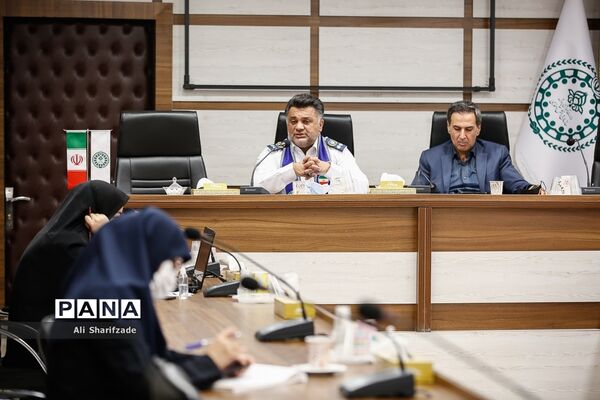 جلسه توجیهی تبیین بسته تحولی سازمان دانش‌آموزی