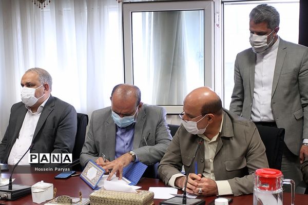 آیین تکریم و معارفه مدیرکل قرآن، عترت و نماز وزارت آموزش و پرورش