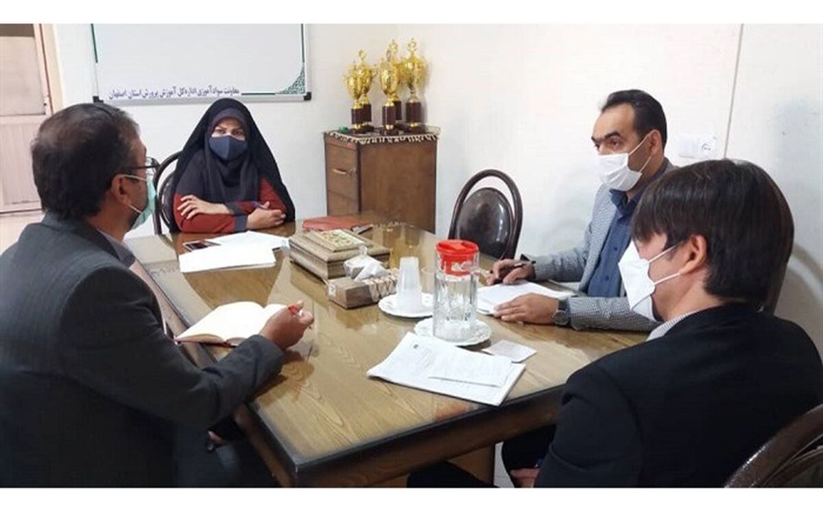 ۶۴۰ آموزش‌دهنده سوادآموزی استان به‌صورت غیرحضوری در کارگاه‌های توانمندسازی شرکت می‌کنند