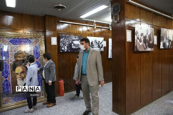 محفل انس با قرآن دانش آموزی در حسینیه جماران
