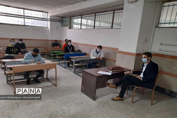 آموزش حضوری در هنرستان شریعتی منطقه 16