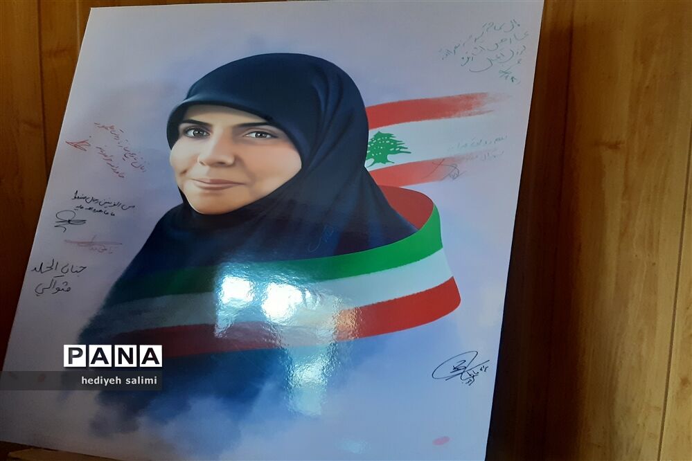 رونمایی از پوستر مستند سحر