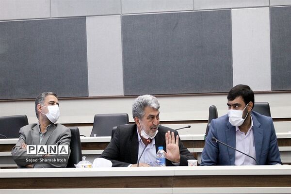 نشست قرارگاه بازسازی مناطق زلزله زده اندیکا