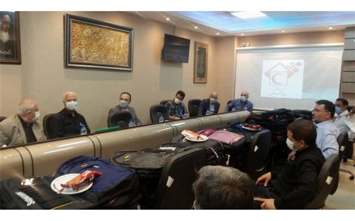 اهدای 100بسته لوازم التحریر جهت توزیع در بین دانش آموزان بی‌سرپرست‌ و  بی‌بضاعت تبریز