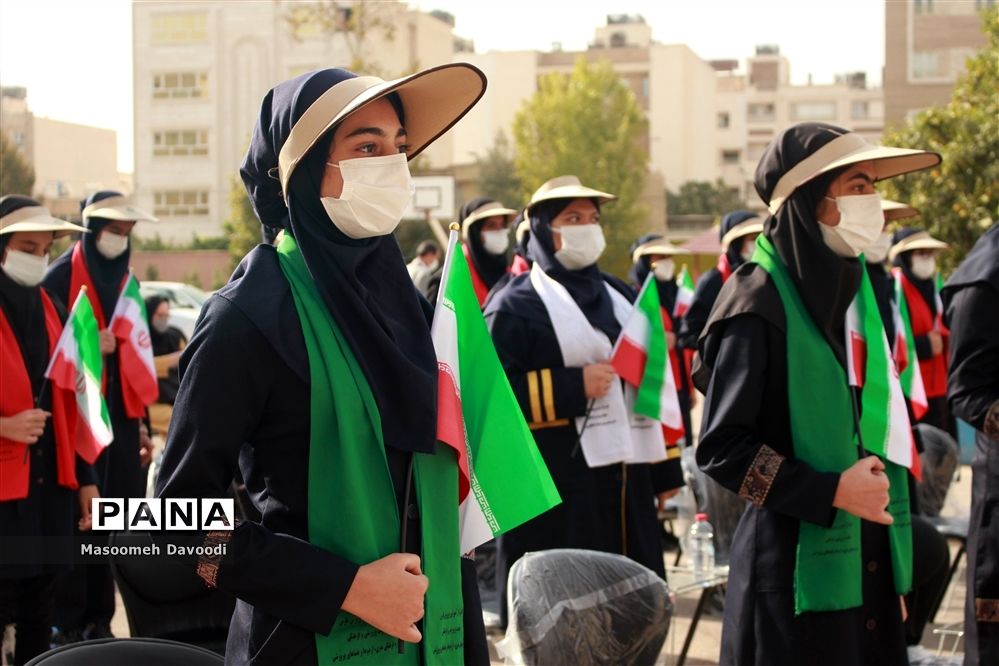 آیین نواختن زنگ استکبارستیزی در مدارس فارس