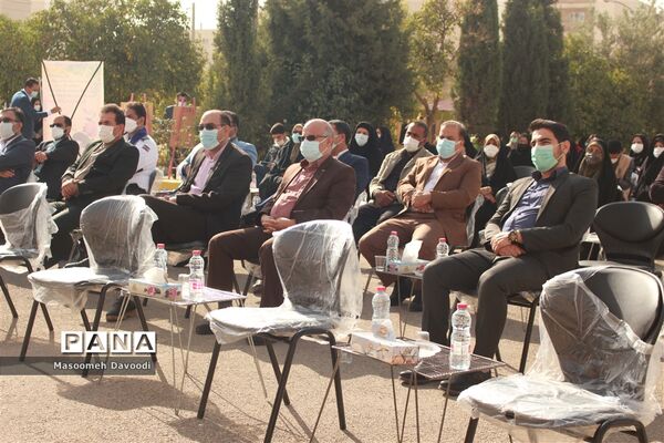 آیین نواختن زنگ استکبارستیزی در مدارس فارس