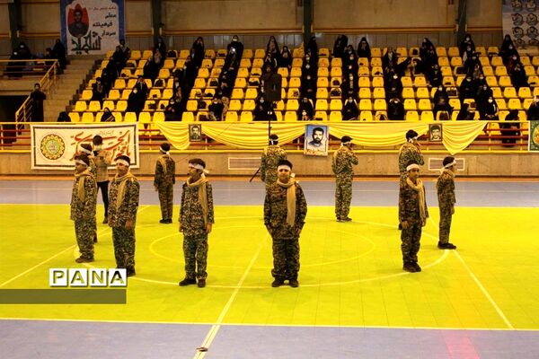 مراسم بزرگداشت شهدای دانش آموز و روز 13 آبان ناحیه یک