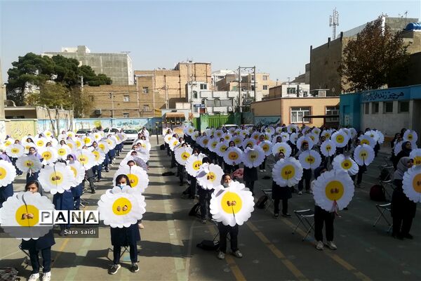 آمادگی دانش‌آموزان پیشتاز شهرستان قدس برای اجرای مانور تشکیلاتی