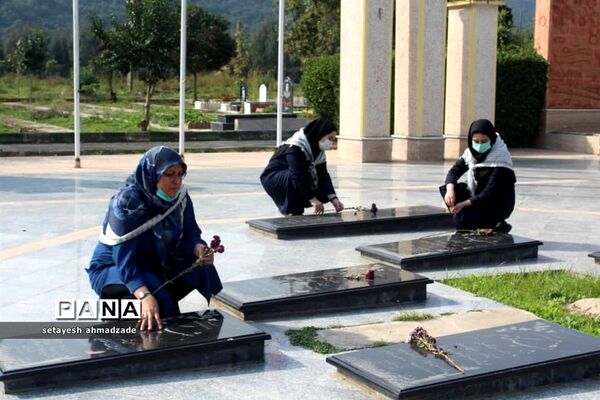 برنامه‌های هفته بسیج دانش‌آموزی در دبیرستان شاهد گلوگاه