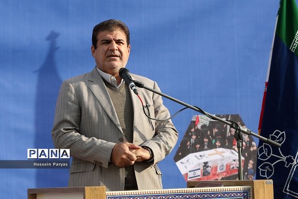 آیین نواختن زنگ ملی استکبارستیزی