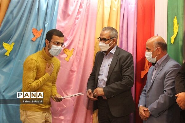 آیین نواخته شدن زنگ ملی استکبار ستیزی در شهرستان اسلامشهر