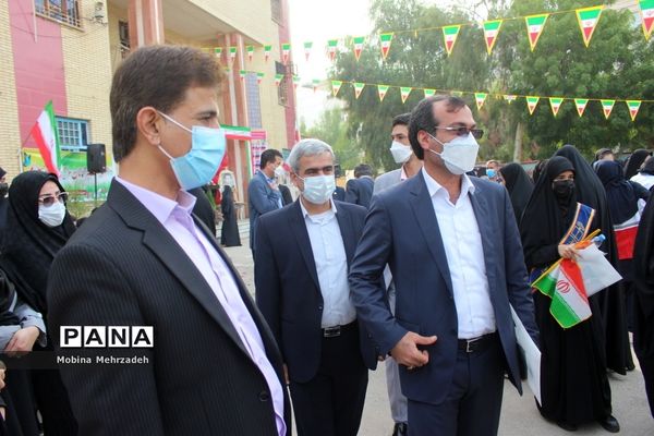 نواختن زنگ استکبار ستیزی در بوشهر