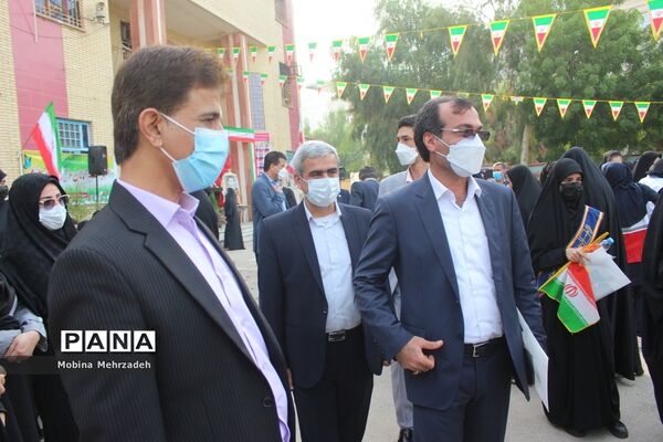 نواختن زنگ استکبار ستیزی در بوشهر