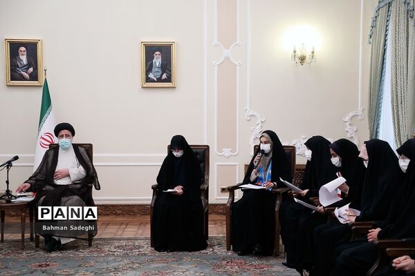 دیدار تشکل‌های دانش‌آموزی با رئیس جمهوری
