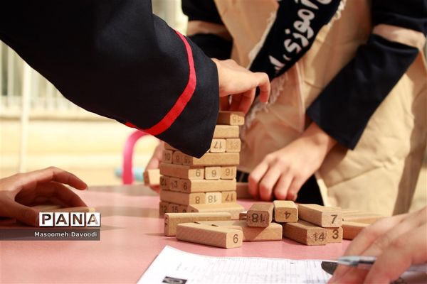 برگزاری مرحله مدرسه‌ای المپیاد بازی‌های فکری-سرگرمی رویش در ناحیه 3 شیراز
