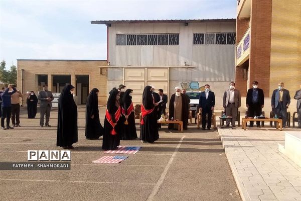 مراسم روز ملی استکبارستیزی در دبیرستان حضرت خدیجه قزل آباد