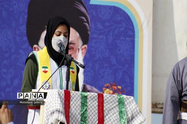 آیین نمادین زنگ استکبار ستیزی در ساحل خلیج همیشه فارس دلوار