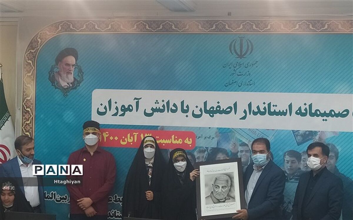 اگر جامعه دانش‌آموزی بتواند یک نگاه راهبردی داشته باشد، آینده‌ درخشانی دارد